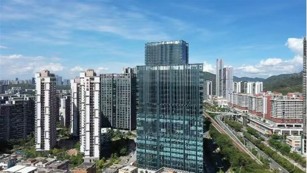 UA潮街（宝能城西区商铺）|均价约130000元/平