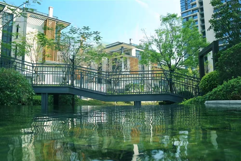 1745908266381142.jpg 15d47fa07f182359064fee21f0f2243.jpg